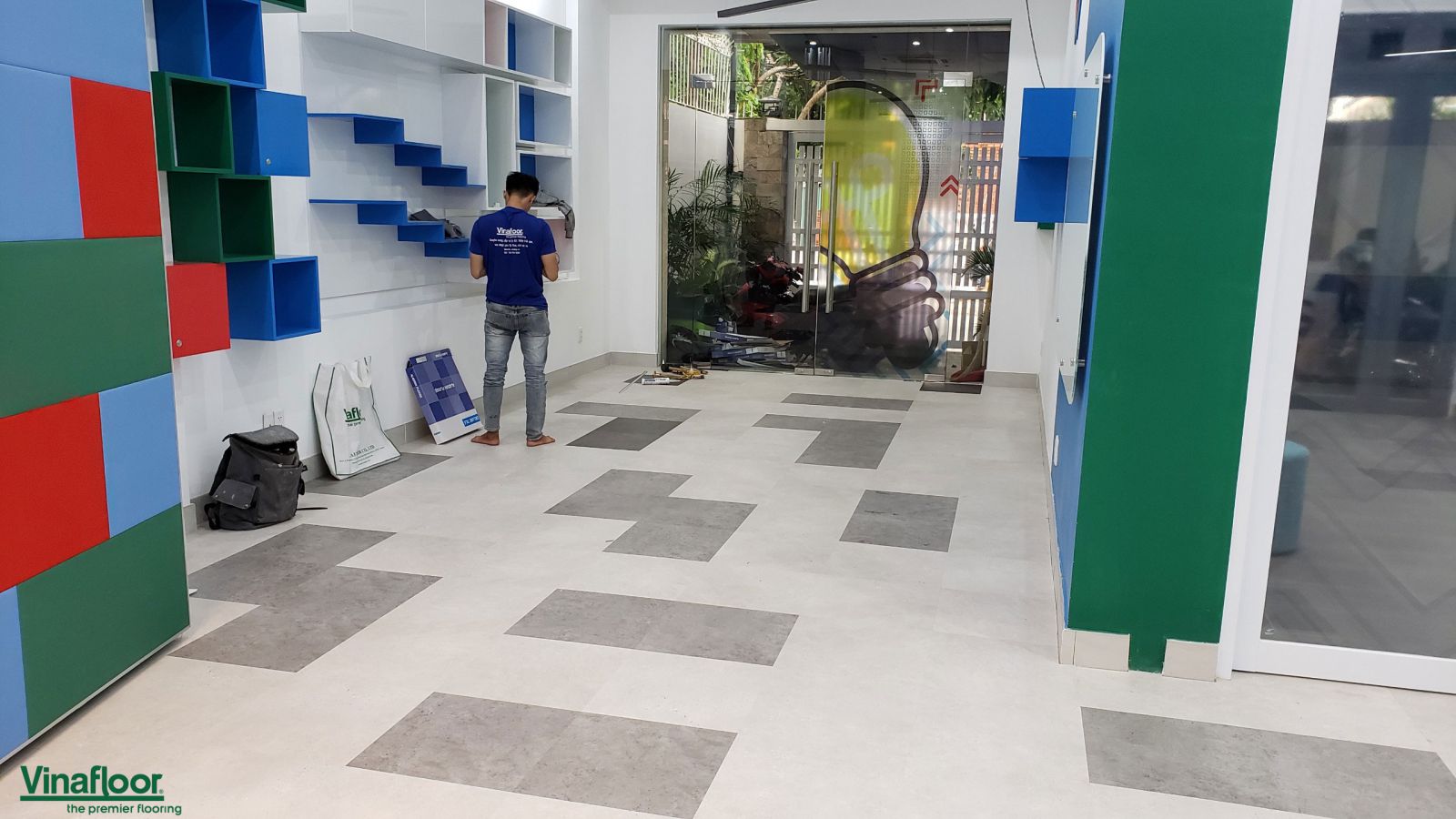 Công trình kết hợp nhiều loại sàn nhựa giả đá Biệt Thự Giang Văn Minh - Quận 2